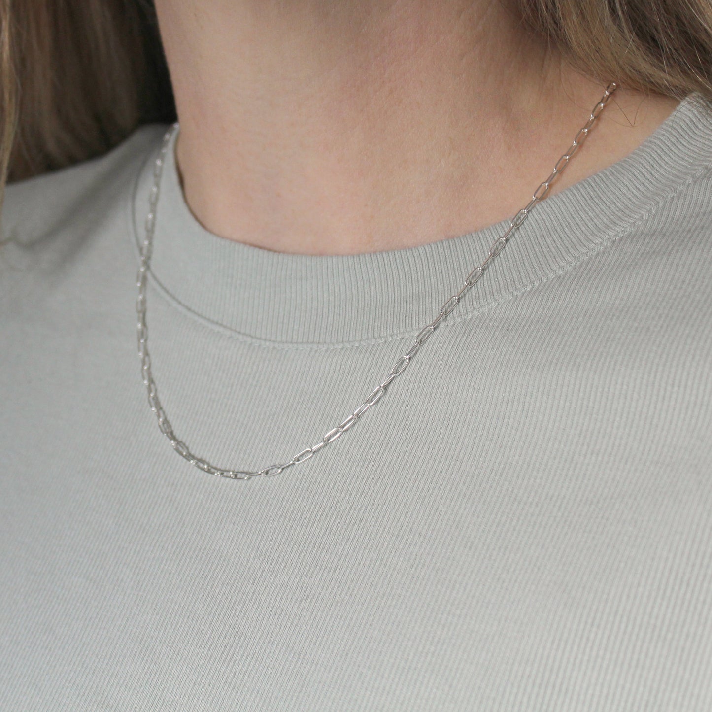 Fine Paperclip Chain