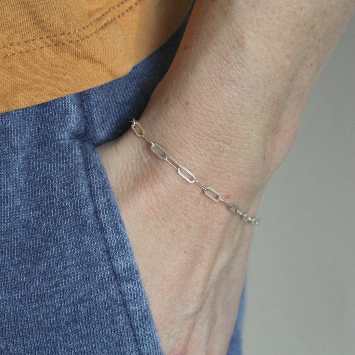 Flat Paperclip Chain