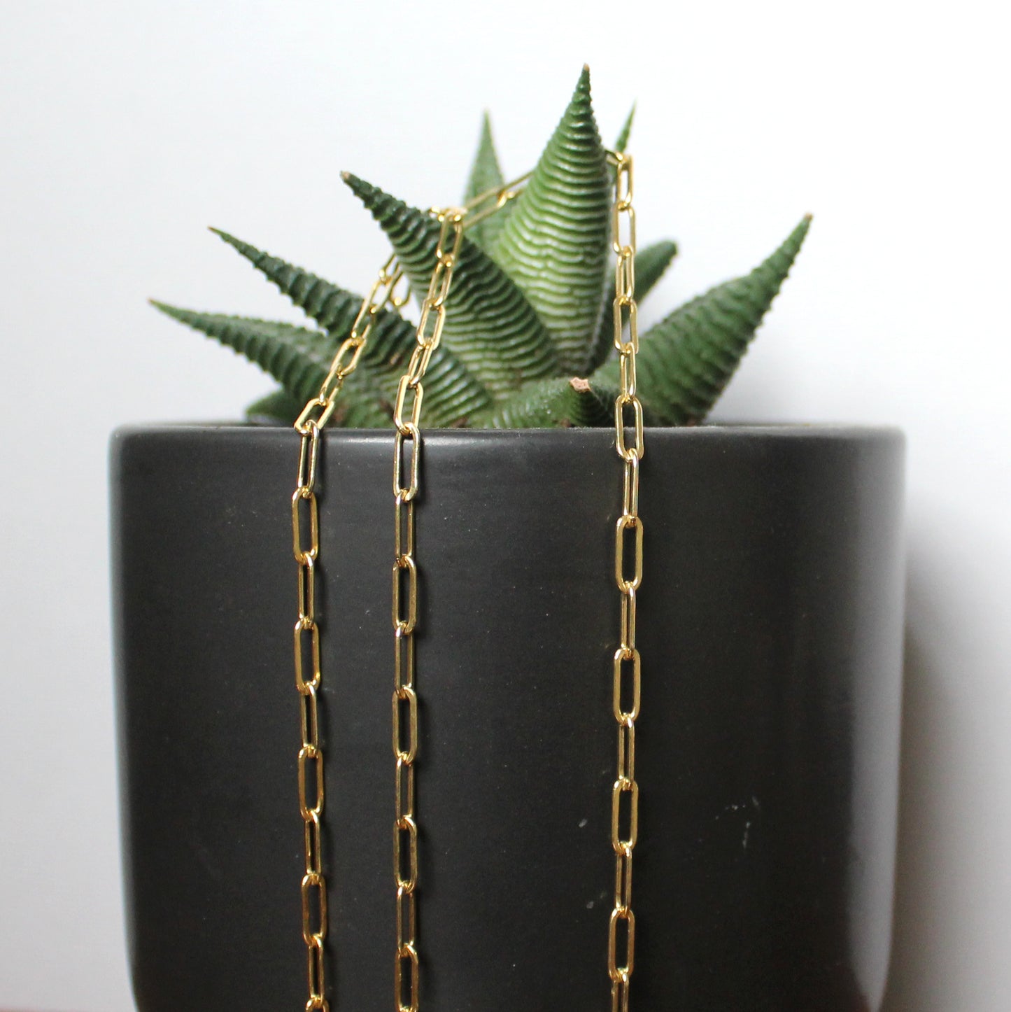Flat Paperclip Chain