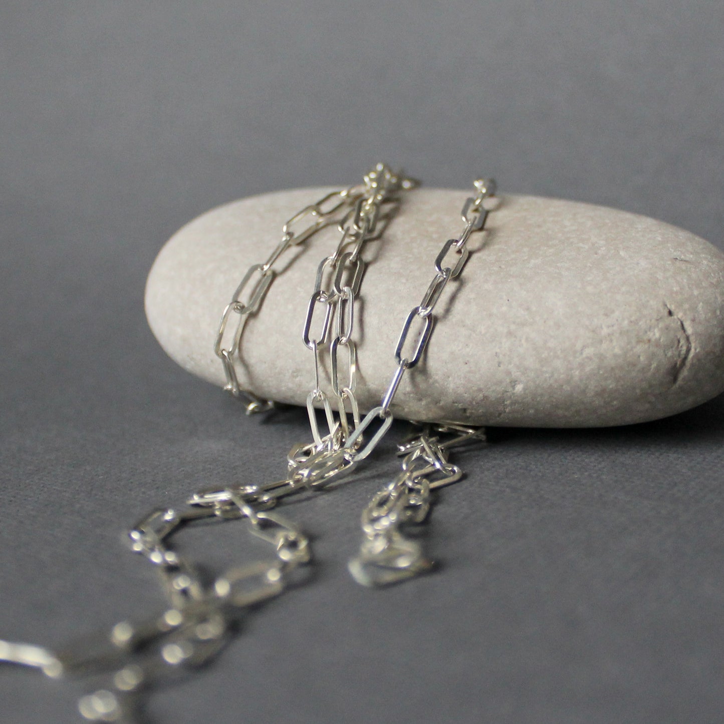Flat Paperclip Chain