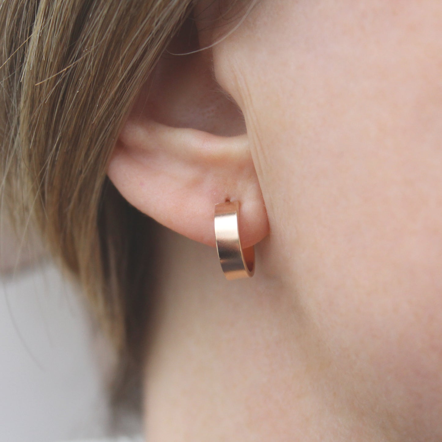 Broad Huggie Hoop